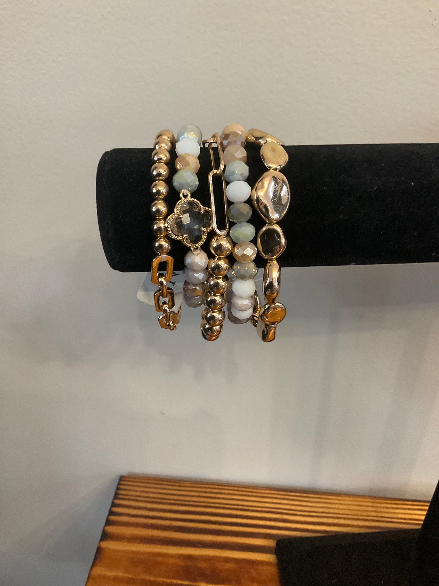 Beaded clover accent bracelet set