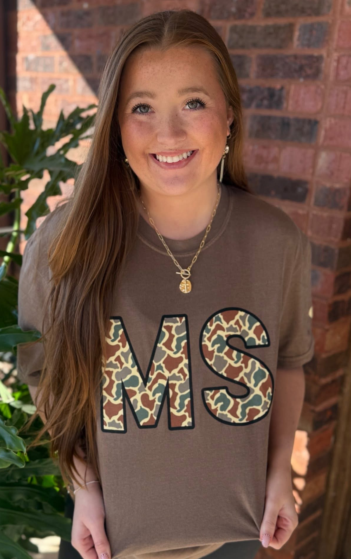 Addyson Nicole Company MS Camo Print SS Tee in Espresso