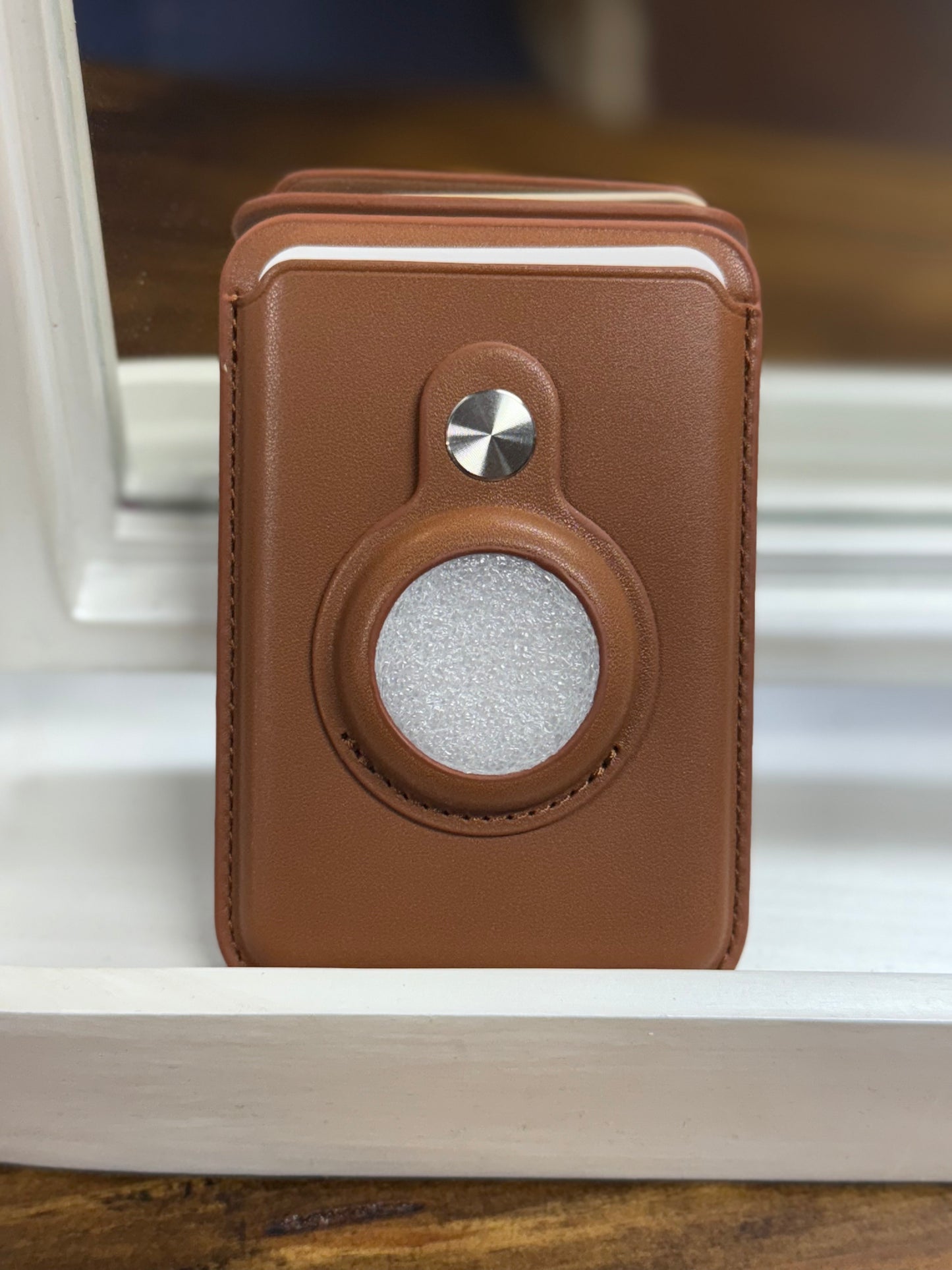 Magnetic Card Wallet with Airtag Pocket