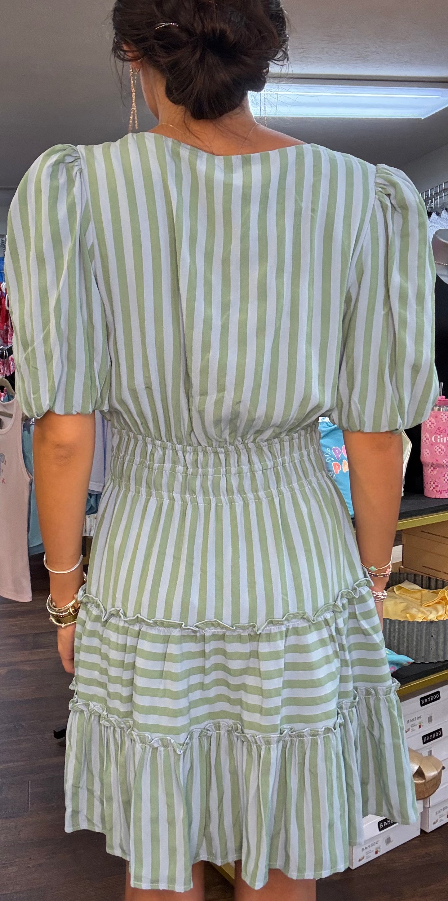 Striped Flattering V Slit Neck Bubble Sleeve Dress