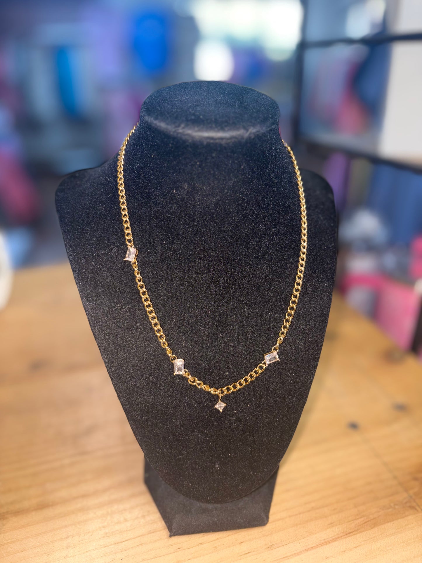 Torino Star Curb Chain Necklace 18K Gold-Plated Non Tarnish