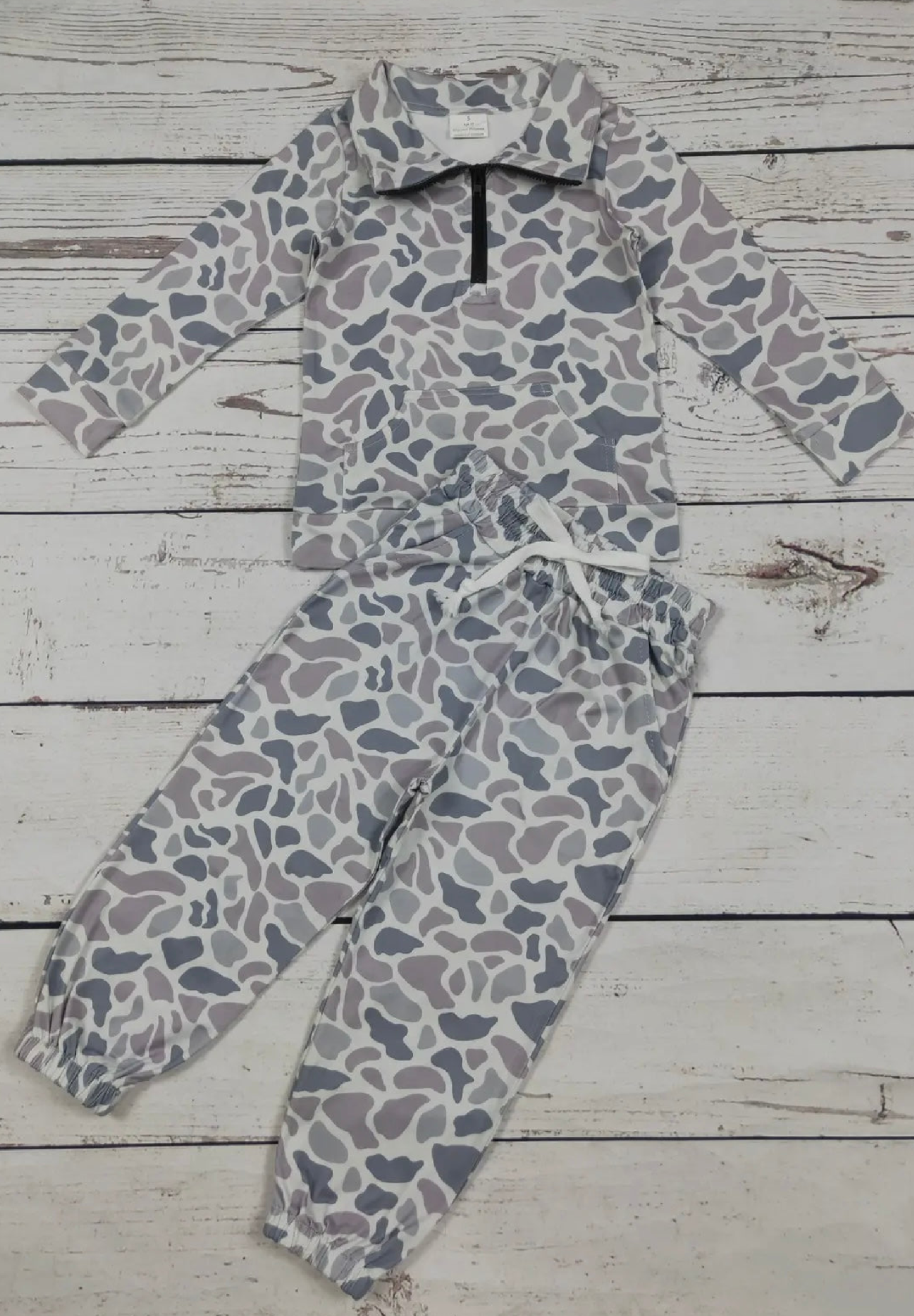 Boys Gray Camouflage Printed Top Pants Set
