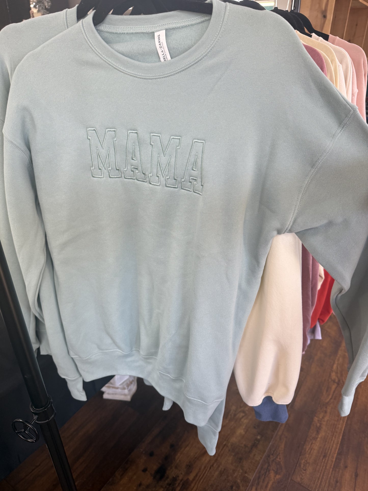 Women’s Mama Sweatshirt