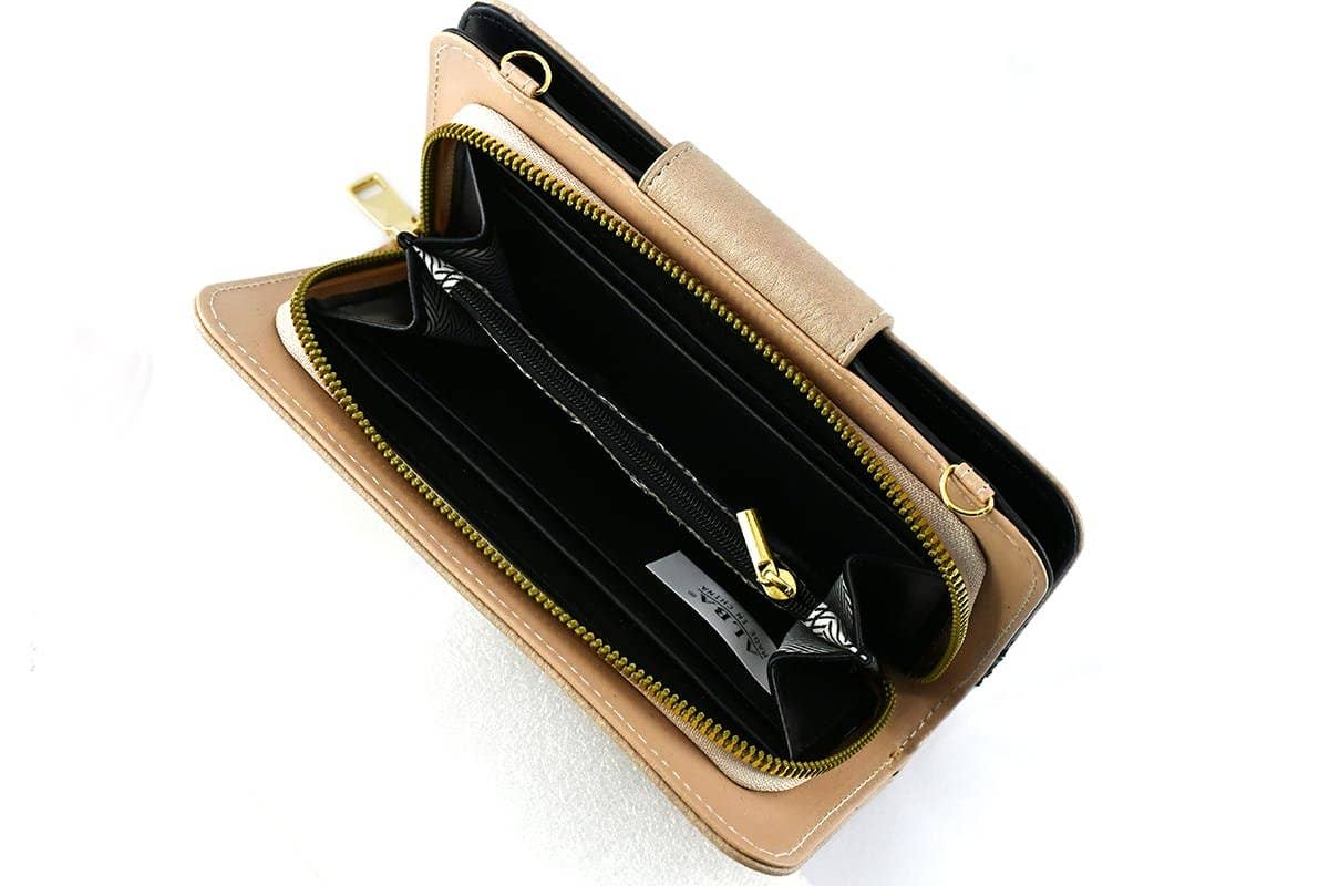 AD041 Turn Lock Crossbody Wallet