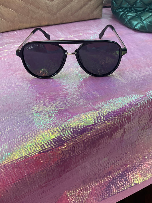 DAX Earhart Black sunglasses