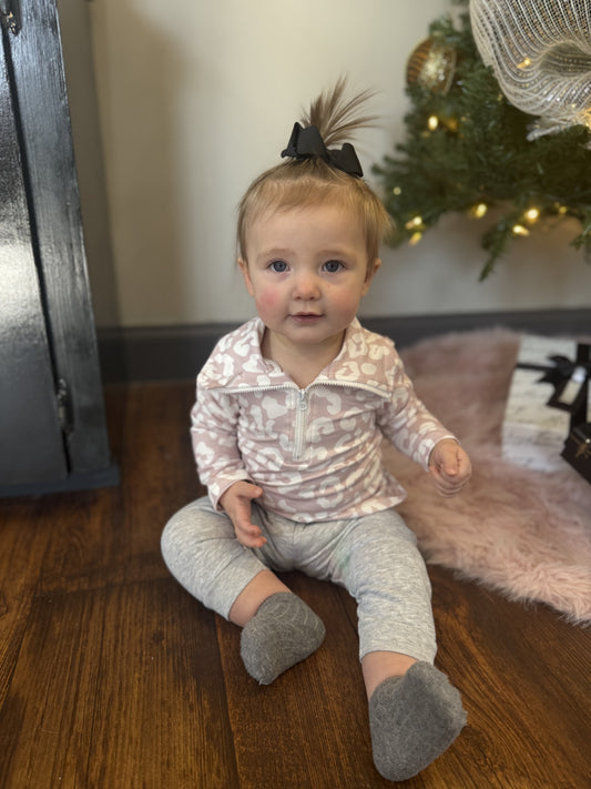 Girls Leopard Pullover