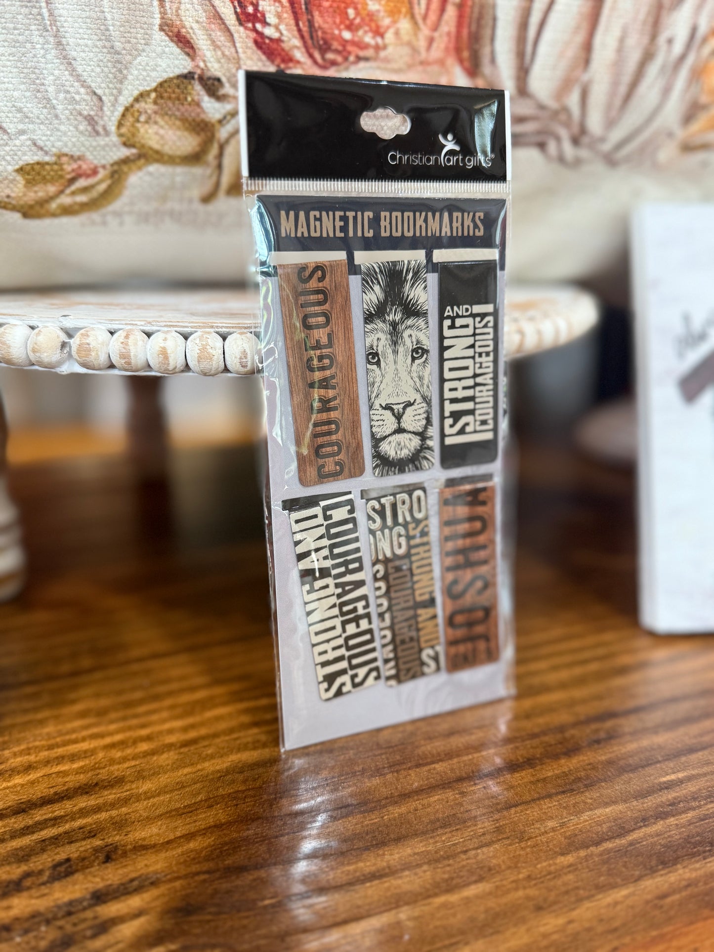 Magnetic Bookmark Set