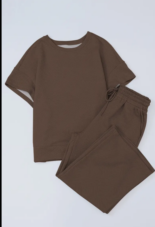 Textured Tshirt & Pants Set