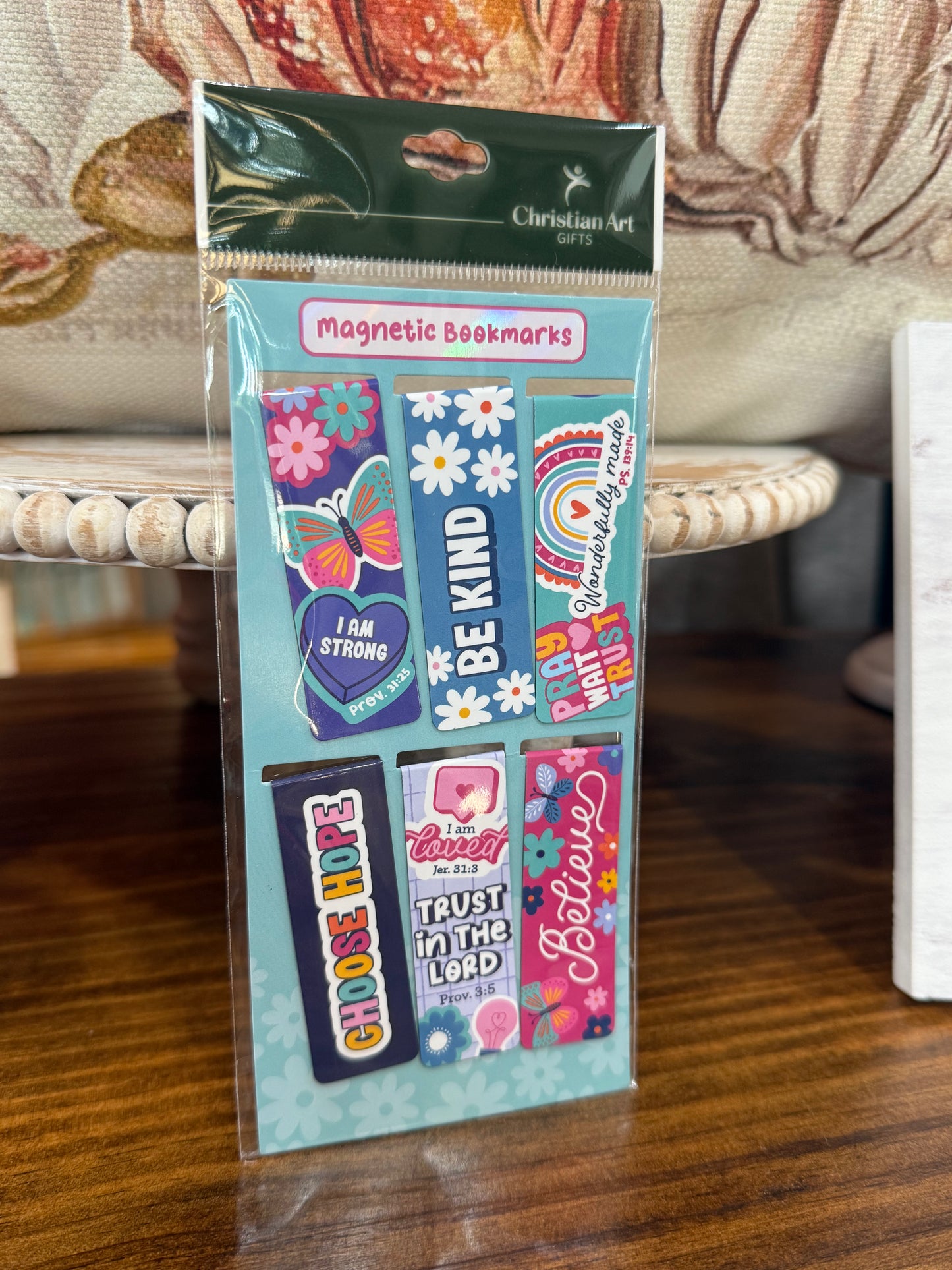 Magnetic Bookmark Set