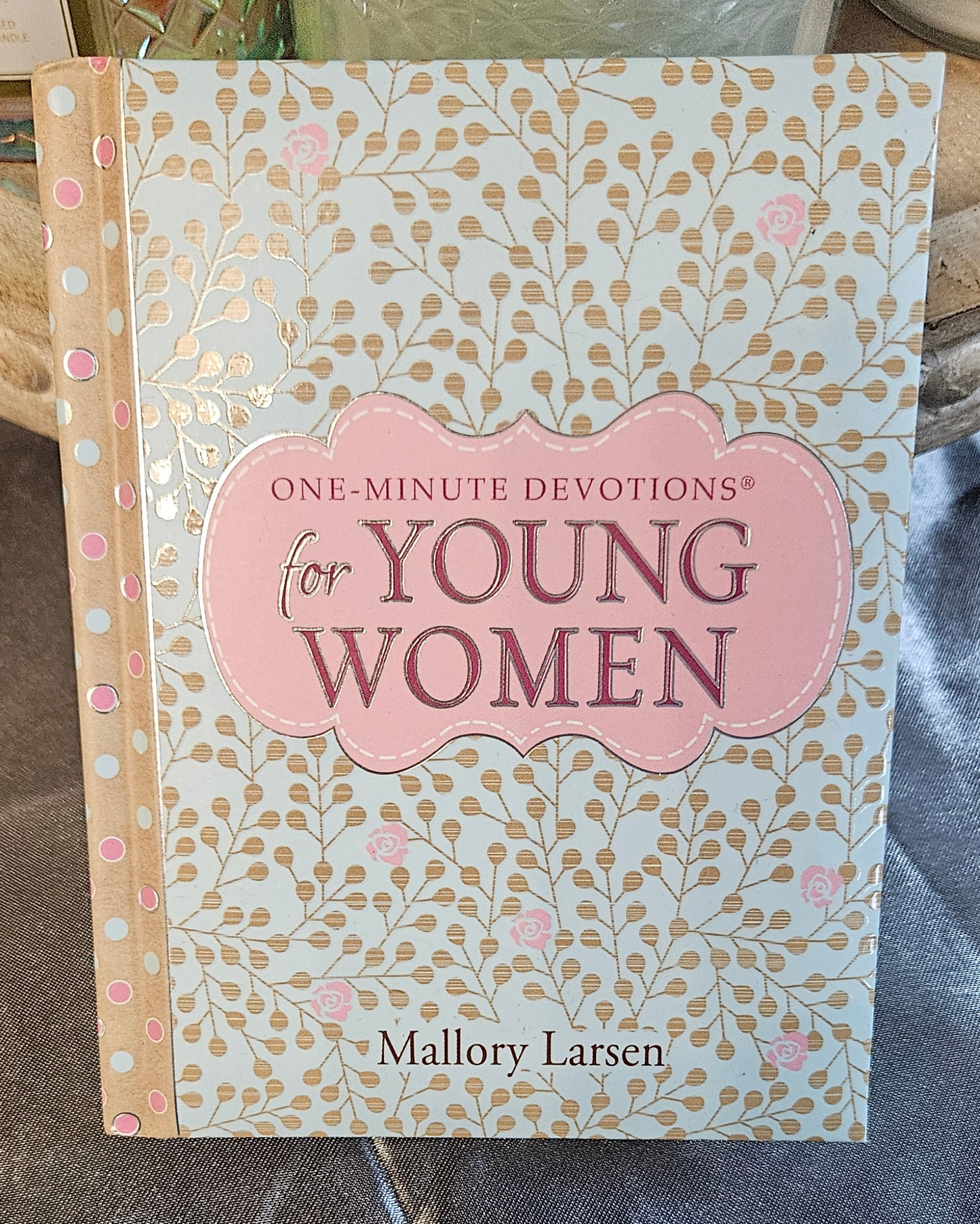 One- Minute Devotions for Young Women Padded Hardcover
