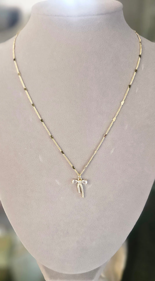 Bow Necklace